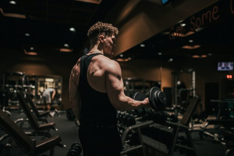 Entenda os três biotipos corporais: ectomorfo, mesomorfo e endomorfo, suas características e estratégias eficazes para dieta e treino.